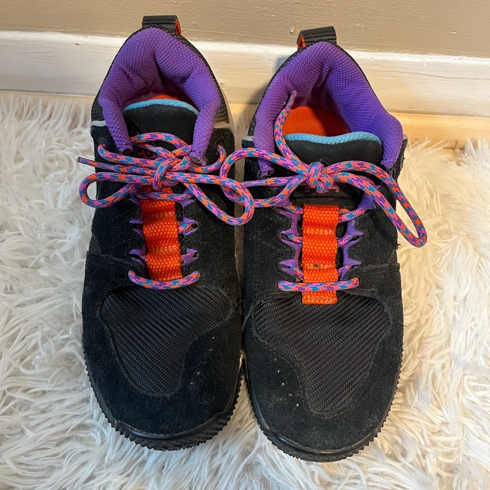 worn* Nike ACG Dog Mountain Hyper Grape size 5 mens, 6.5 women's